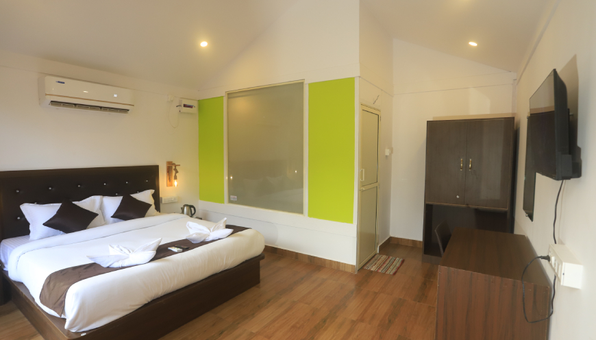 deluxe cottage seaview north goa